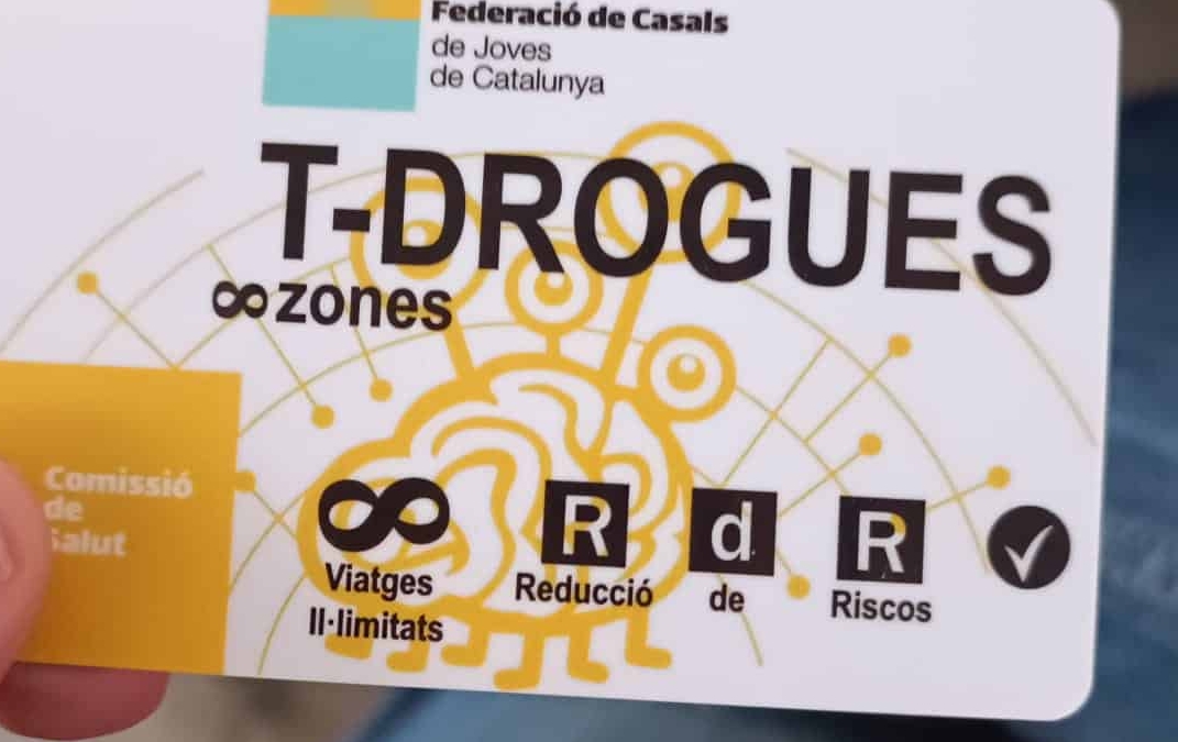 Imagen de la tarjeta T-Drogues distribuida por casals de jóvenes