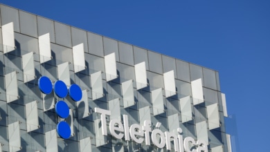 Telefónica y los sindicatos acercan posturas para llegar a un acuerdo con el ERE