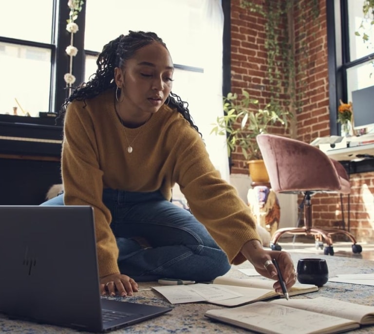 Táctil y convertible: así este ordenador portátil HP ¡que tiene 200 euros de descuento!