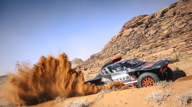 Carlos Sainz da un golpe de autoridad y encuentra 6 minutos en el laberinto de Loeb