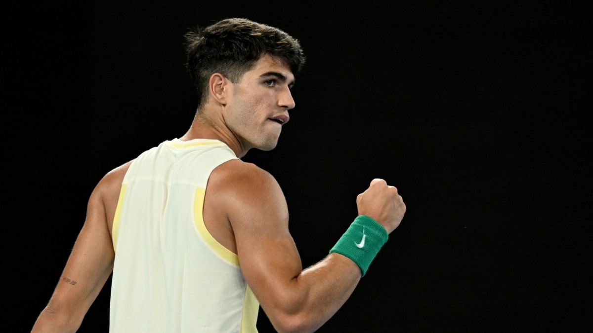 Carlos Alcaraz celebra un punto a Gasquet en su debut en Melbourne