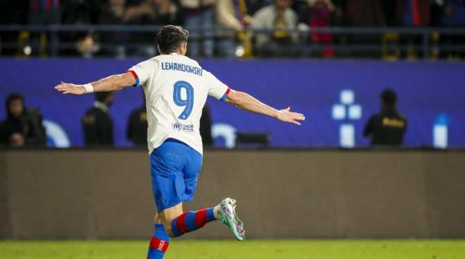 El Barcelona supera con lo justo a Osasuna para citarse con el Madrid en la final