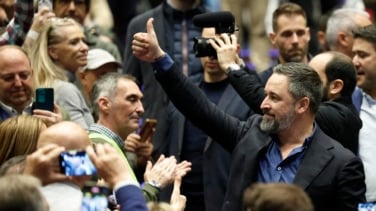 Abascal, tras ser reelegido presidente: "No hay un cisma en Vox, los medios mienten. No acabarán con nosotros"