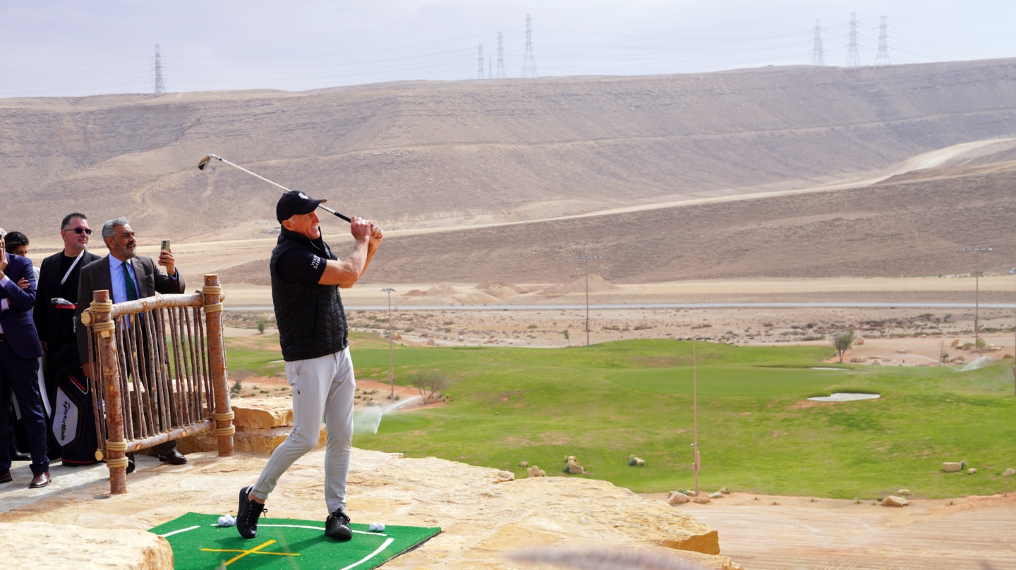 En el Sotogrande saudí: campo de golf y club de polo en el desierto