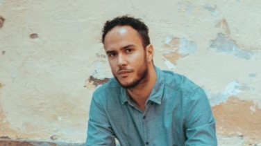 Armando Ravelo reconoce haber cometido comportamientos "reprobables" sobre una artista cuando era menor