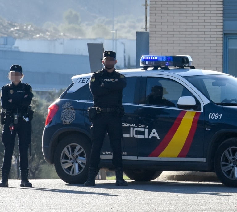 Un hombre mata en Valencia a su mujer y a su hijo de 3 años