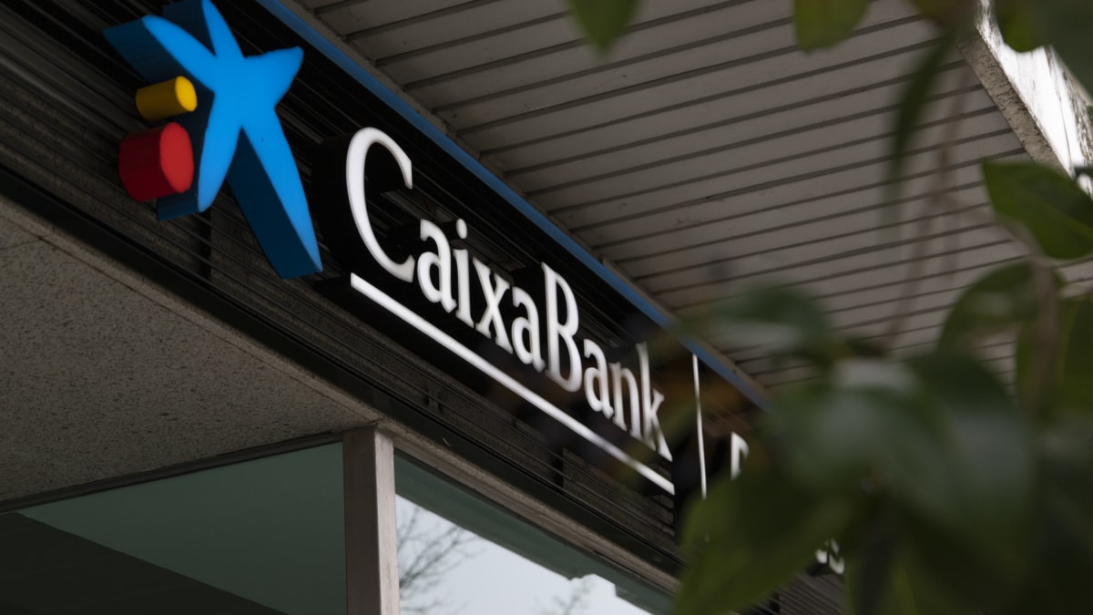 CaixaBank se une a las rebajas en las hipotecas: reduce el interés de la fija en todos sus plazos