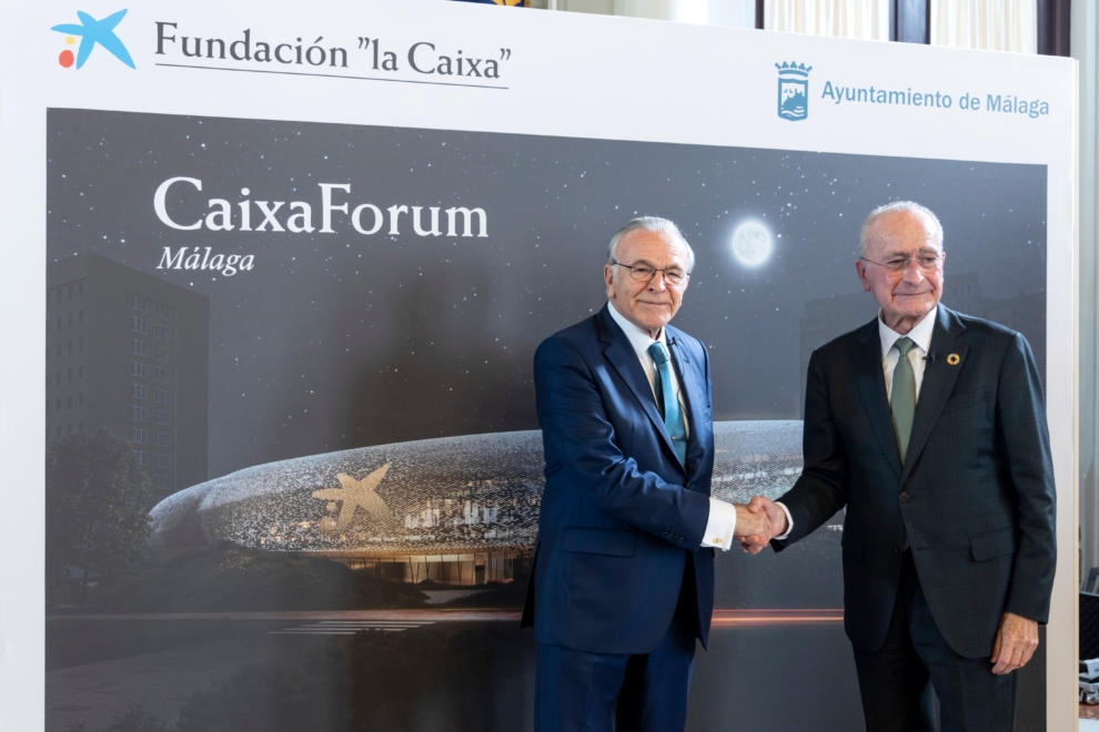 El presidente de la Fundación ”la Caixa”, Isidro Fainé, y el alcalde de Málaga, Francisco de la Torre