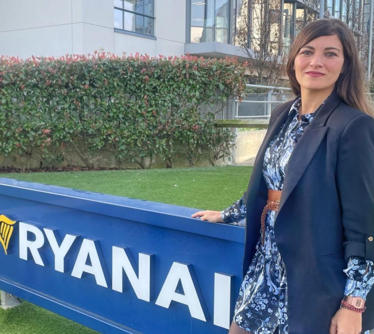 Elena Cabrera (Ryanair): "Aena nos ha cambiado las reglas de juego a la mitad"