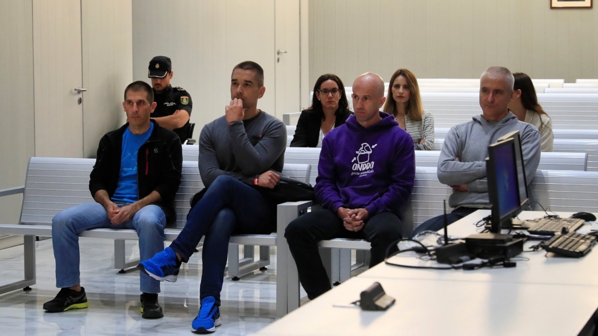 ¿Beneficiará a los presos de ETA la ley de amnistía de Puigdemont?