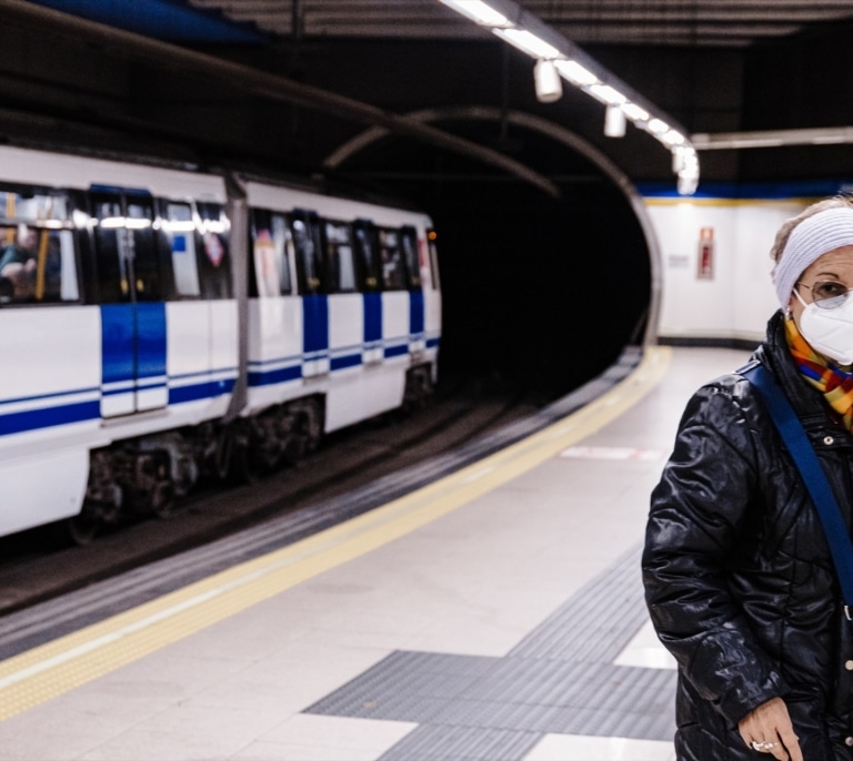 La 'tripledemia' sigue su escalada: "No hemos aprendido nada del Covid"