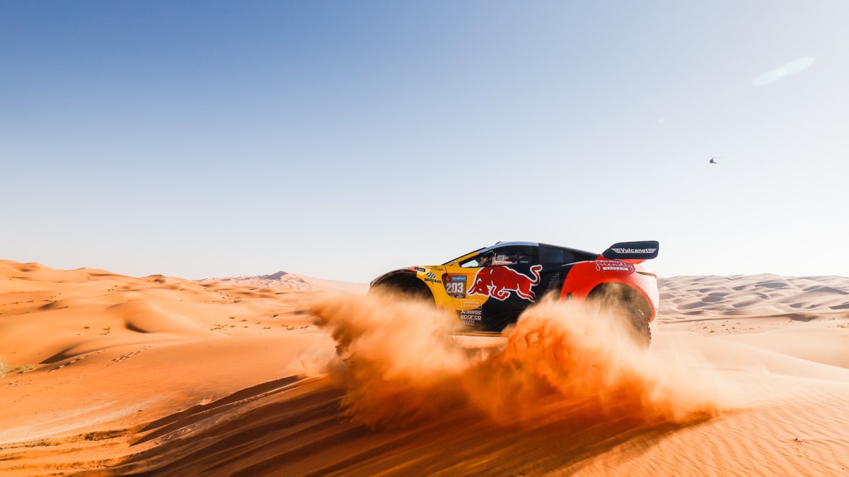 Sébastien Loeb, del equipo, Prodrive, durante el Dakar 2024