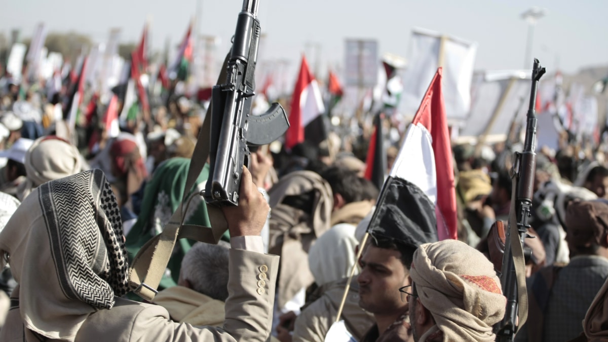 Protestas en Saná (Yemen) contra los ataques.