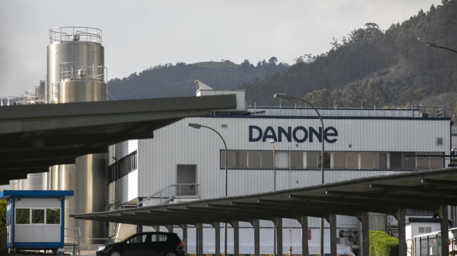 Fachada de la factoría Danone en Salas (Asturias).