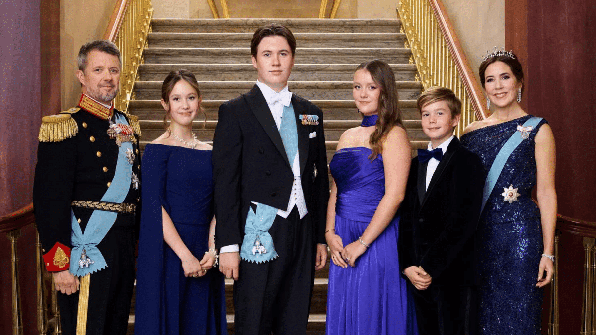Una foto de Federico de Dinamarca con su mujer, Mary, y sus cuatro hijos.