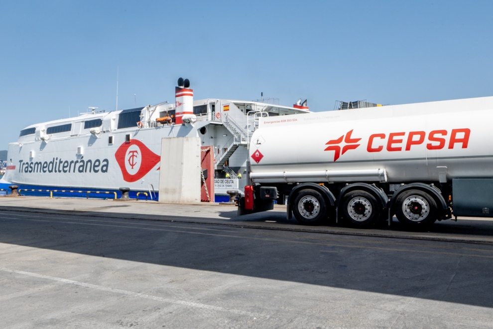 Cepsa ha logrado, por primera vez en la historia, que embarcaciones de pasajeros crucen el Estrecho de Gibraltar impulsados por biocombustibles G2.