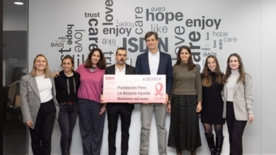 ISDIN dona 25.000 euros a la Fundación FERO por sexto año consecutivo para ayudar a la investigación del cáncer de mama