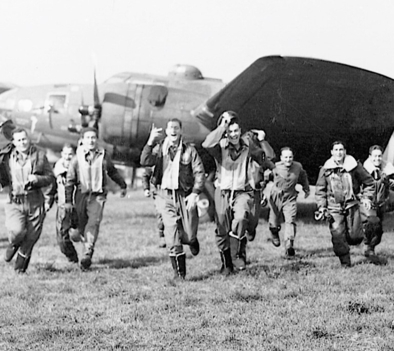 La gesta a 7.000 metros de altura de ‘Los amos del aire’ de la II Guerra Mundial