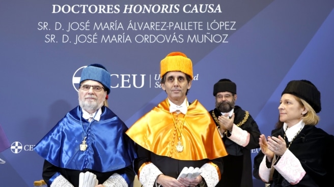 Pie de foto (de izquierda a derecha): José María Ordovás; José María Álvarez-Pallete; Alfonso Bullón de Mendoza; y Rosa Visiedo.