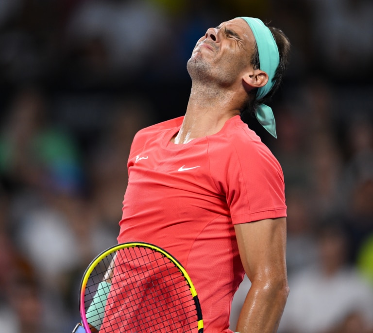 Rafa Nadal anuncia que no competirá en el Open de Australia por lesión