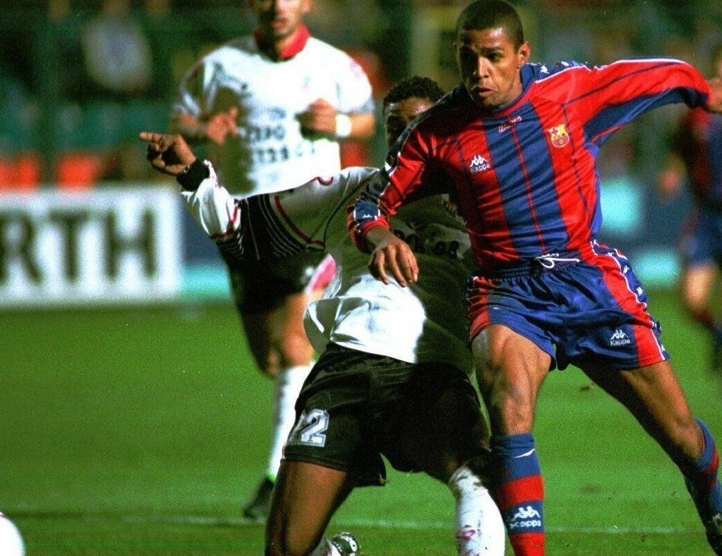 Imagen de archivo del partido de fútbol entre el Salamanca y el Barcelona en 1998 en el estadio Helmántico