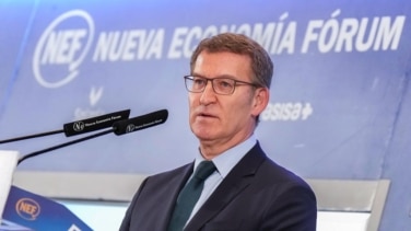 Feijóo insta a los suyos en Toledo a "bombardear al gobierno en todos los frentes"