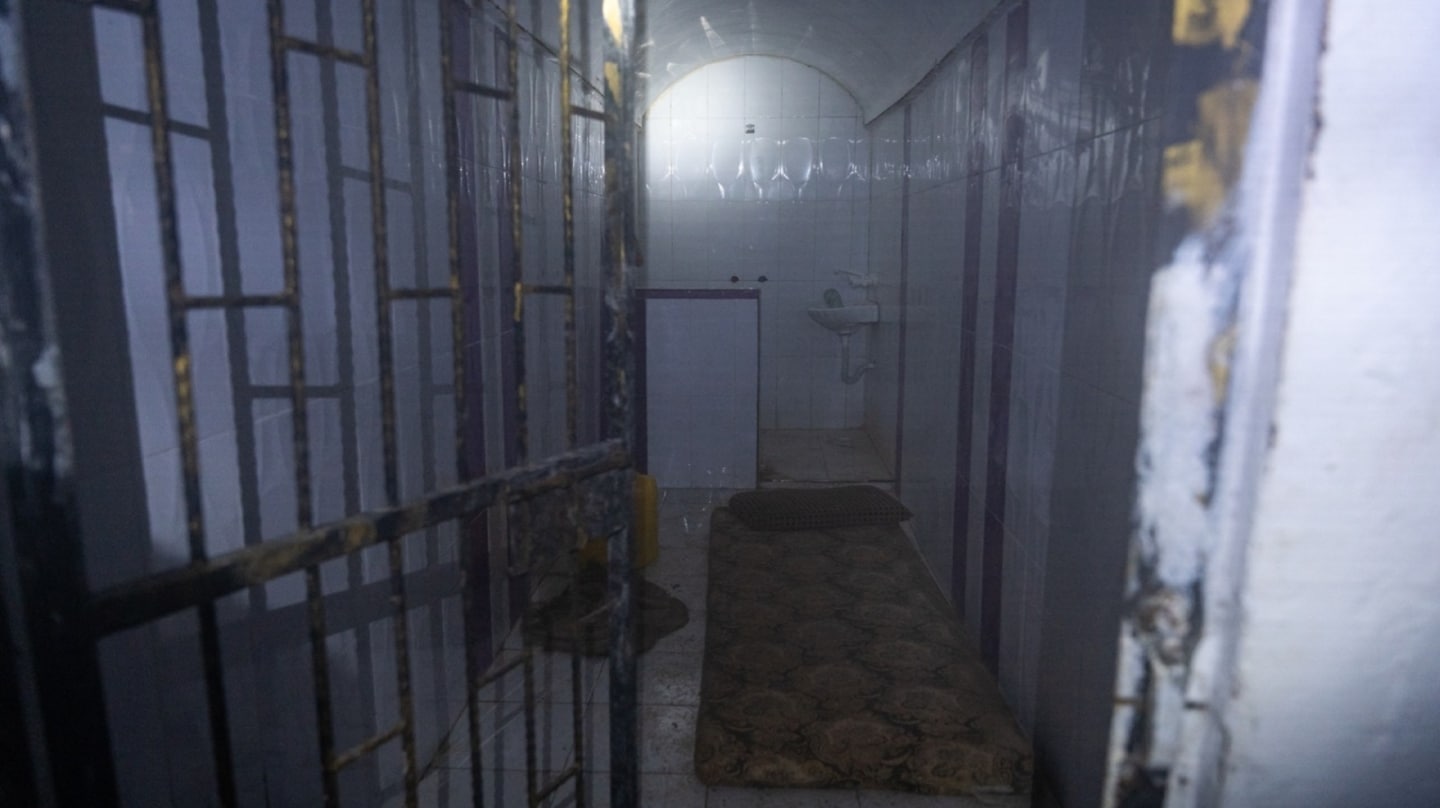 Una de las imágenes de las habitaciones construidas en el túnel localizado por el ejército israelí.
