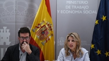 El Gobierno se propone mejorar el control horario en la negociación para reducir la jornada