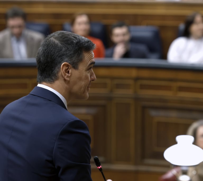Sánchez promete fortalecer la ley de la cadena alimentaria en el segundo día de protestas del campo