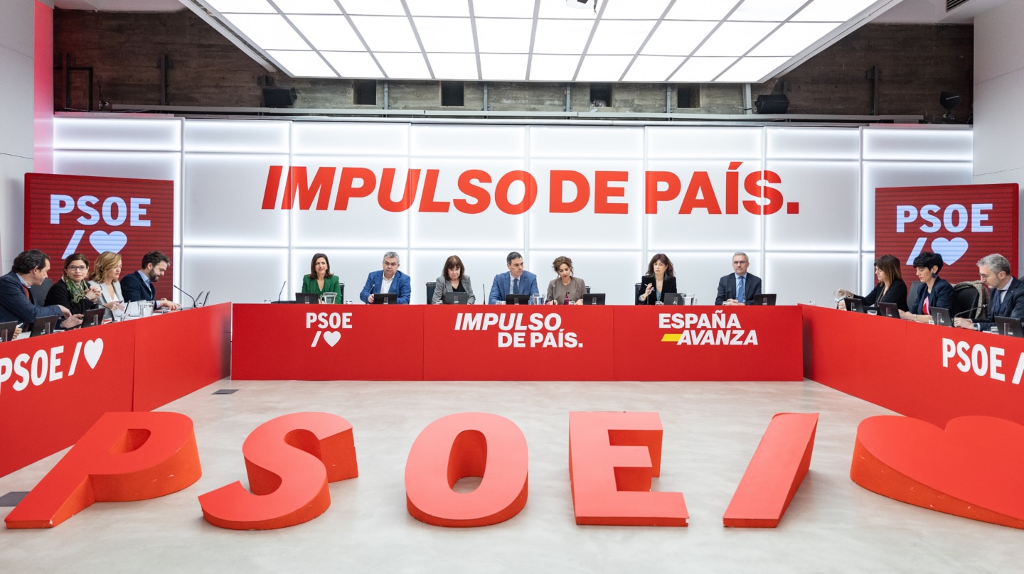 El secretario general del PSOE y presidente del Gobierno, Pedro Sánchez, preside la reunión de la ejecutiva federal del partido, este 19 de febrero de 2024 en Ferraz.