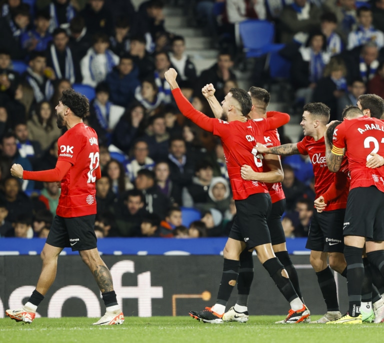 El Mallorca asalta Anoeta y vuelve a una final de Copa 21 años después