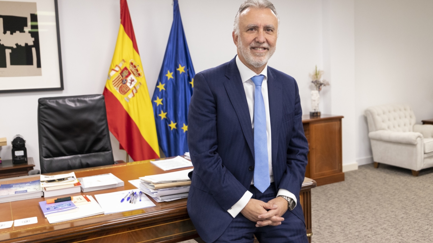 Ángel Víctor Torres, ministro de Política Territorial y Memoria Democrática, el pasado 8 de febrero de 2024 en su despacho en Madrid.