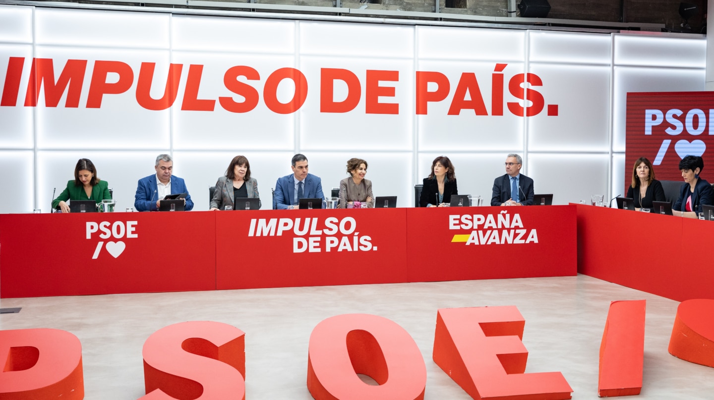 MADRID, 19/02/2024.- El secretario general del PSOE, Pedro Sánchez (4i), preside la reunión de la Ejecutiva Federal de su partido este lunes en Madrid. EFE/ PSOE/Eugenia Morago / ***SOLO USO EDITORIAL/SOLO DISPONIBLE PARA ILUSTRAR LA NOTICIA QUE ACOMPAÑA (CRÉDITO OBLIGATORIO)***