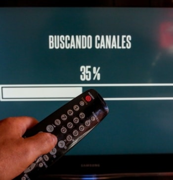 El desplome de la publicidad en TV complica el nacimiento del nuevo [...]