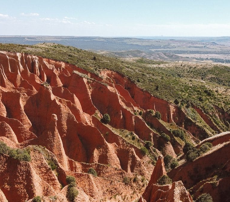 Descubre las Cárcavas de Patones: un paisaje lunar a una hora de Madrid