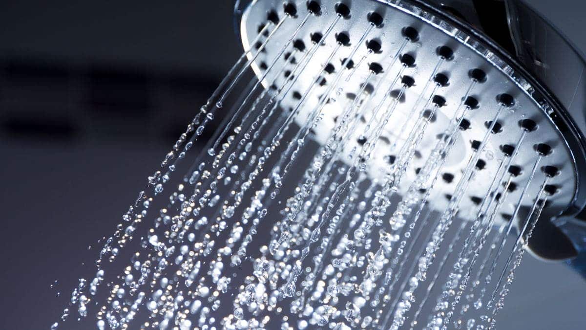 Beneficios de la ducha con agua fría