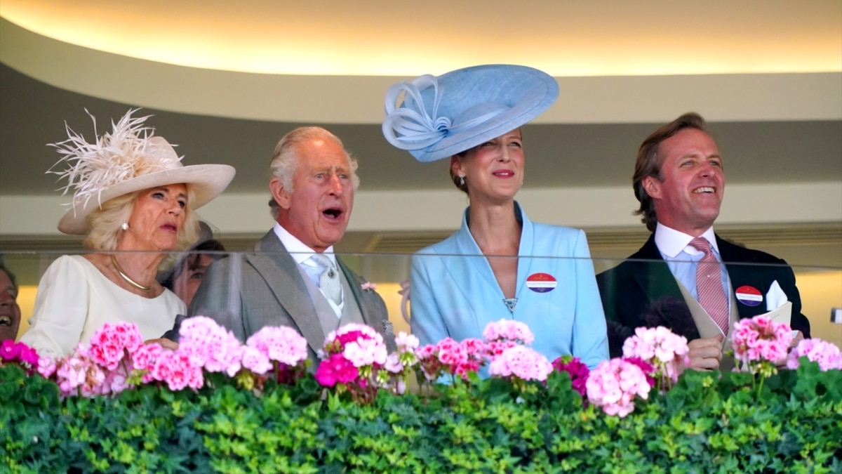 Los Reyes con Lady Gabriella y Thomas Kingston en Ascot el pasado verano.