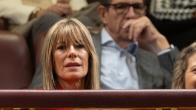 La esposa de Sánchez recibió al comisionista de Transportes y a Javier Hidalgo para valorar oportunidades de negocio