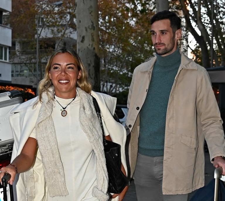 Sergio Rico espera su primer hijo junto a su mujer tras el accidente en el que casi pierde la vida