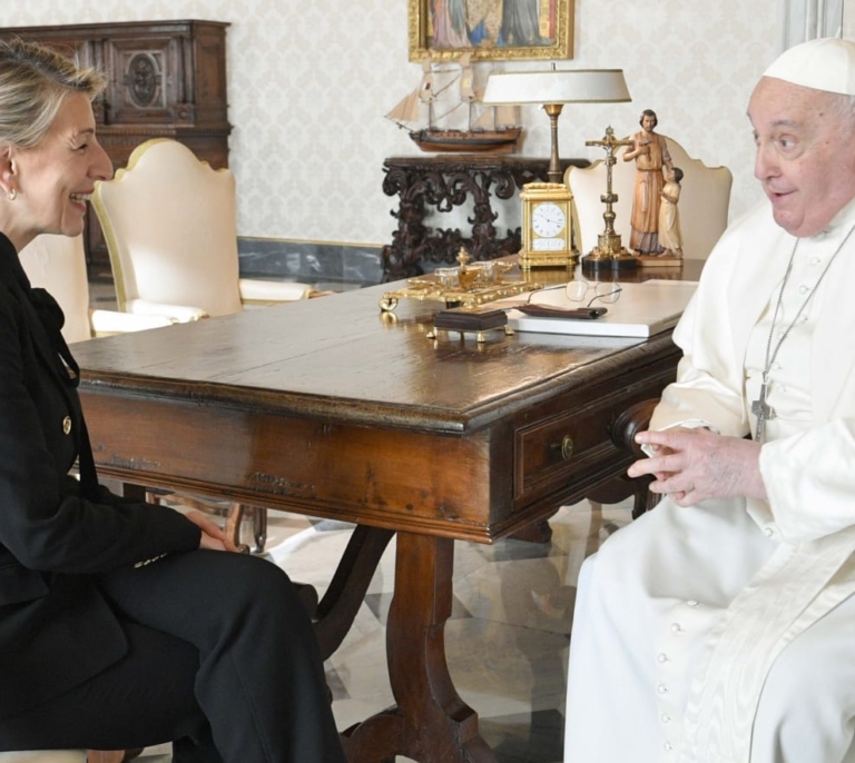 El Papa, fan de Yolanda Díaz: "Siga adelante, no afloje"