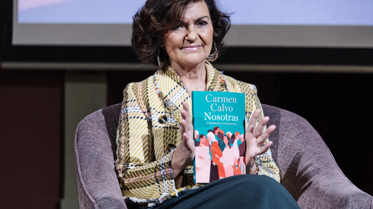 Carmen Calvo presenta 'Nosotras'.