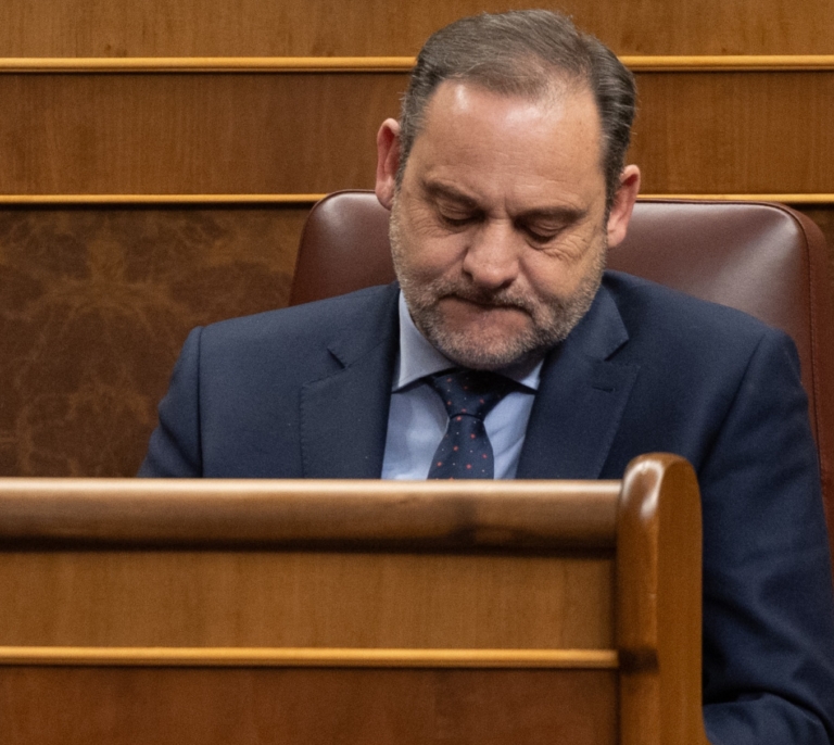 Clamor en el PSOE para que Ábalos entregue su acta: "No tiene otra salida que irse"