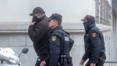 Koldo, Ábalos y Cerdán en el ascensor socialista