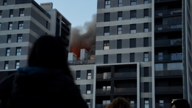 El edificio devorado por las llamas se promocionaba con  "fachadas revestidas de un innovador material de aluminio"