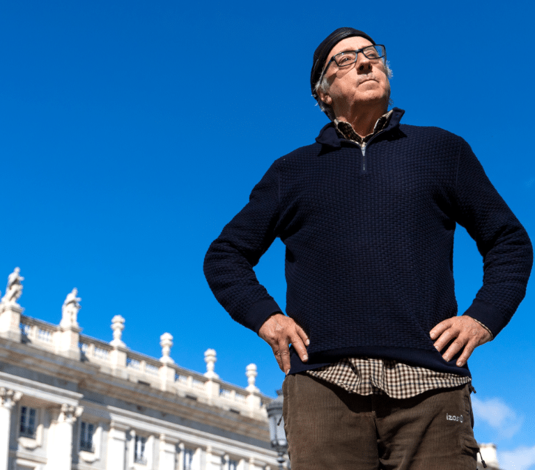 Ramon Fontserè, el rey de Els Joglars: "La vida del emérito es una mezcla de tragedia y cachondeo"