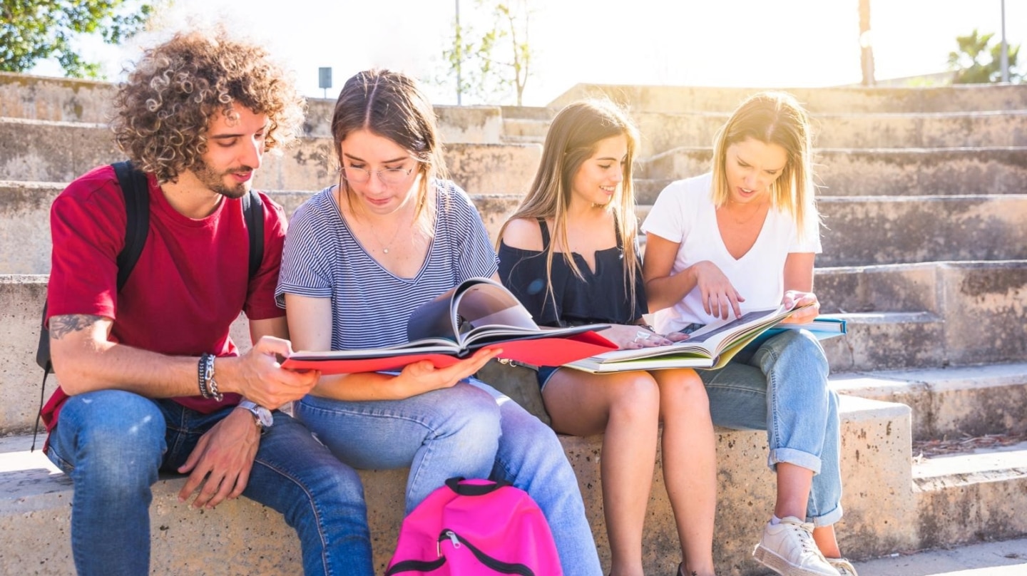 Banco Santander refuerza su apuesta por la formación en idiomas, clave para el futuro laboral