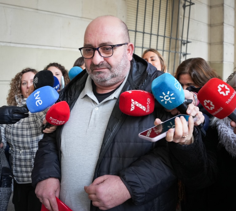 Condenado a 4 años y 9 meses de cárcel el 'chófer de la coca' por gastarse el dinero de los ERE