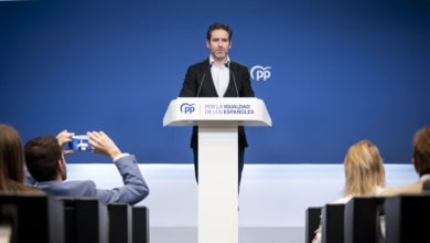 El PP anima a Ábalos que "tire de la manta y cuente todo porque le van a dejar tirado"