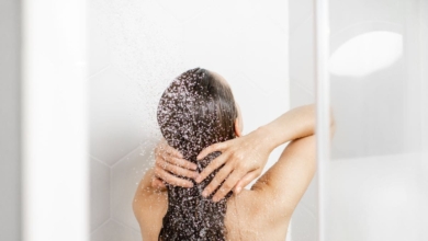 Cada cuánto debo lavarme el pelo: consejos para que te dure más tiempo limpio