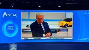 La "gente que tiene pasta" deberá pagar el coche eléctrico, según el CEO de Renault